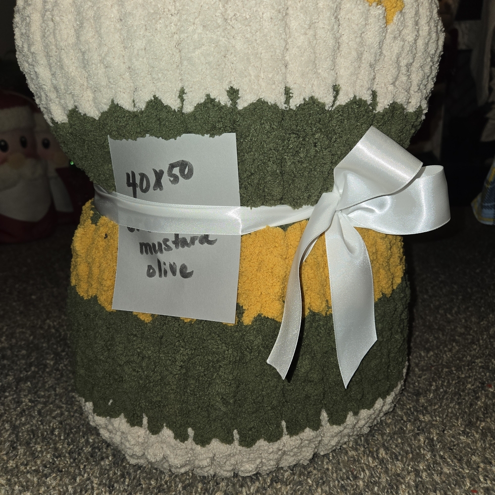 Striped Throw Blanket with Ribbon